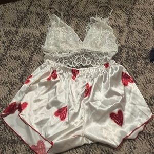 Brand new Womans set small!